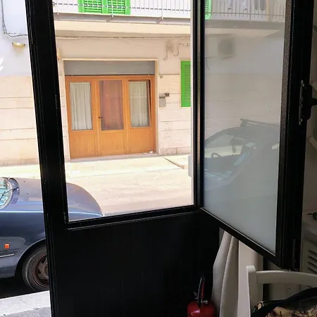 לינה וארוחת בוקר Piccolo Angolo ג'ובינאצו